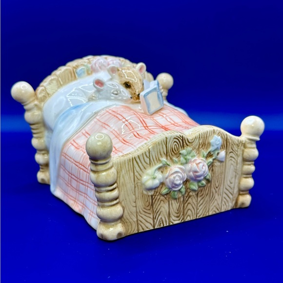 Vintage Terragraphics Ceramic Coin Bank Mother Mouse Reading Storybook to Baby - Picture 2 of 9